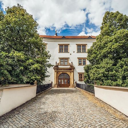 Skodova Apartments Přerov Kültér fotó