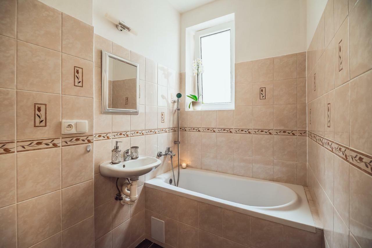 Skodova Apartments Přerov Kültér fotó