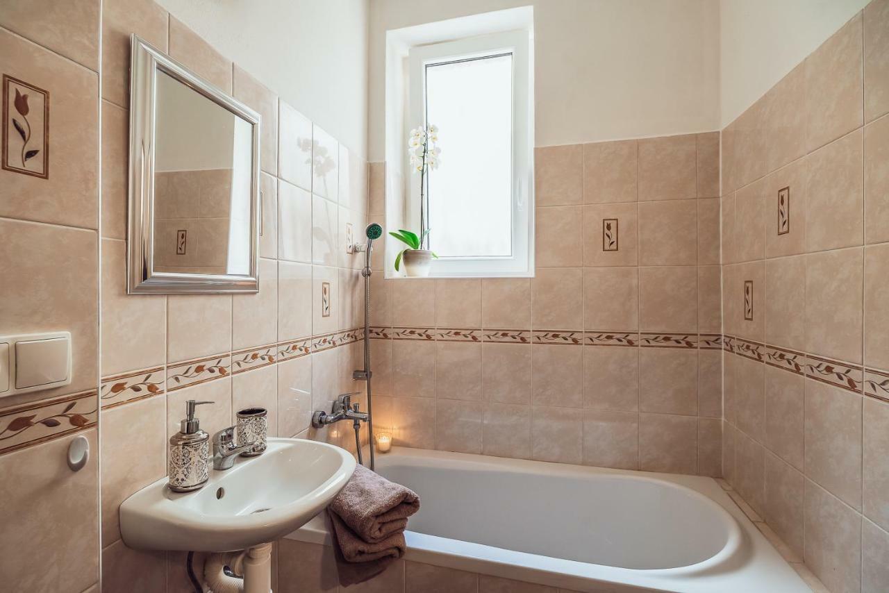 Skodova Apartments Přerov Kültér fotó