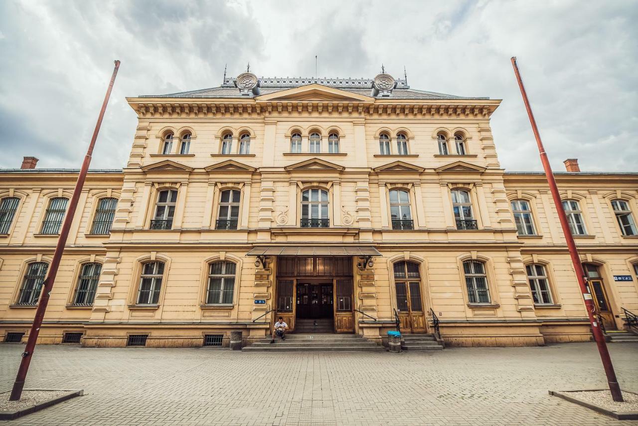 Skodova Apartments Přerov Kültér fotó