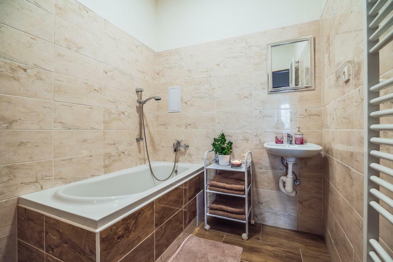Skodova Apartments Přerov Kültér fotó